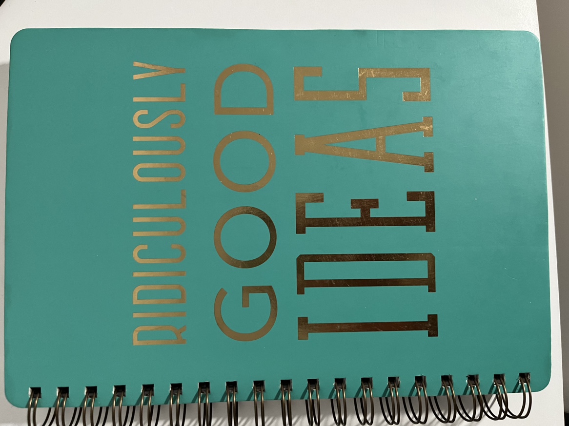 Watercolour pens, markers, paint brushes, 4 notebooks. image indicator(3)