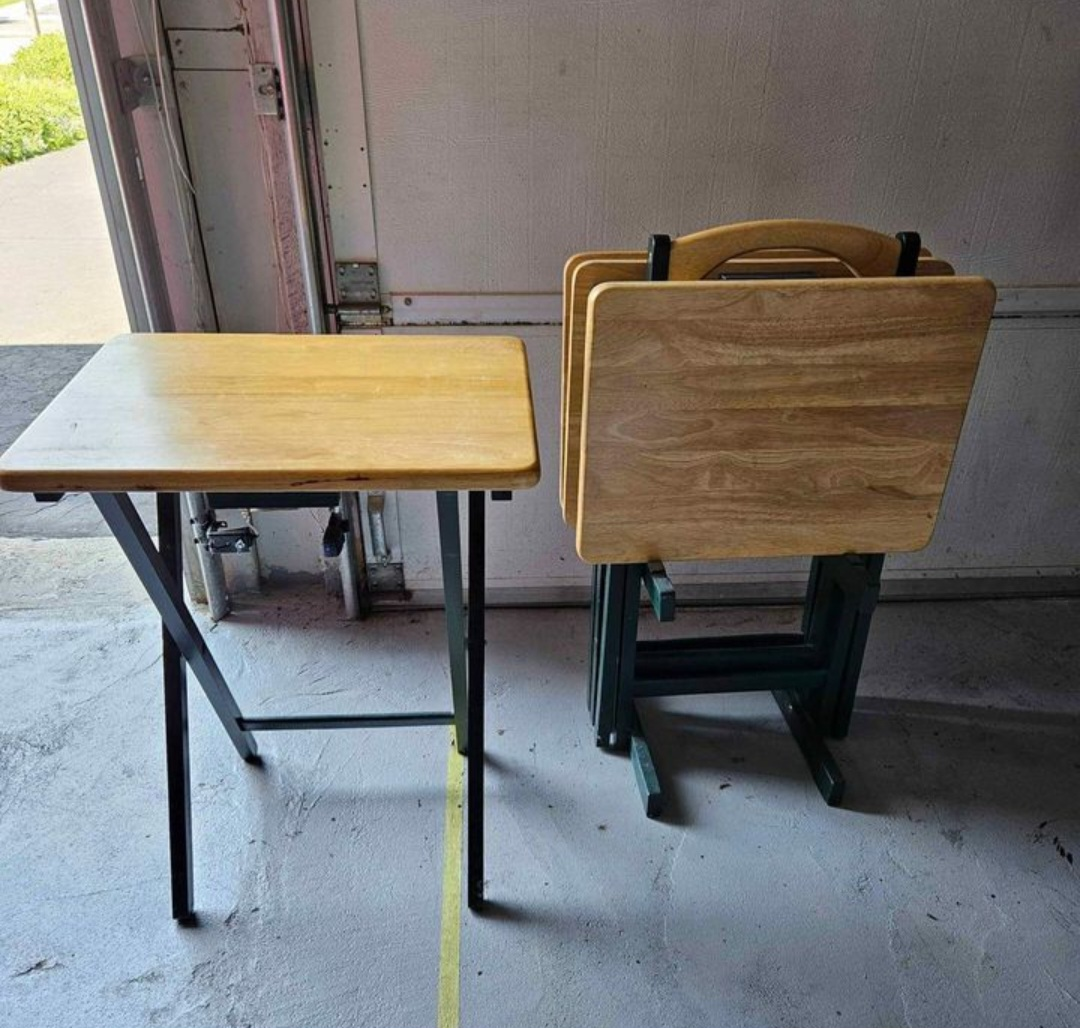 snack tables thumbnail