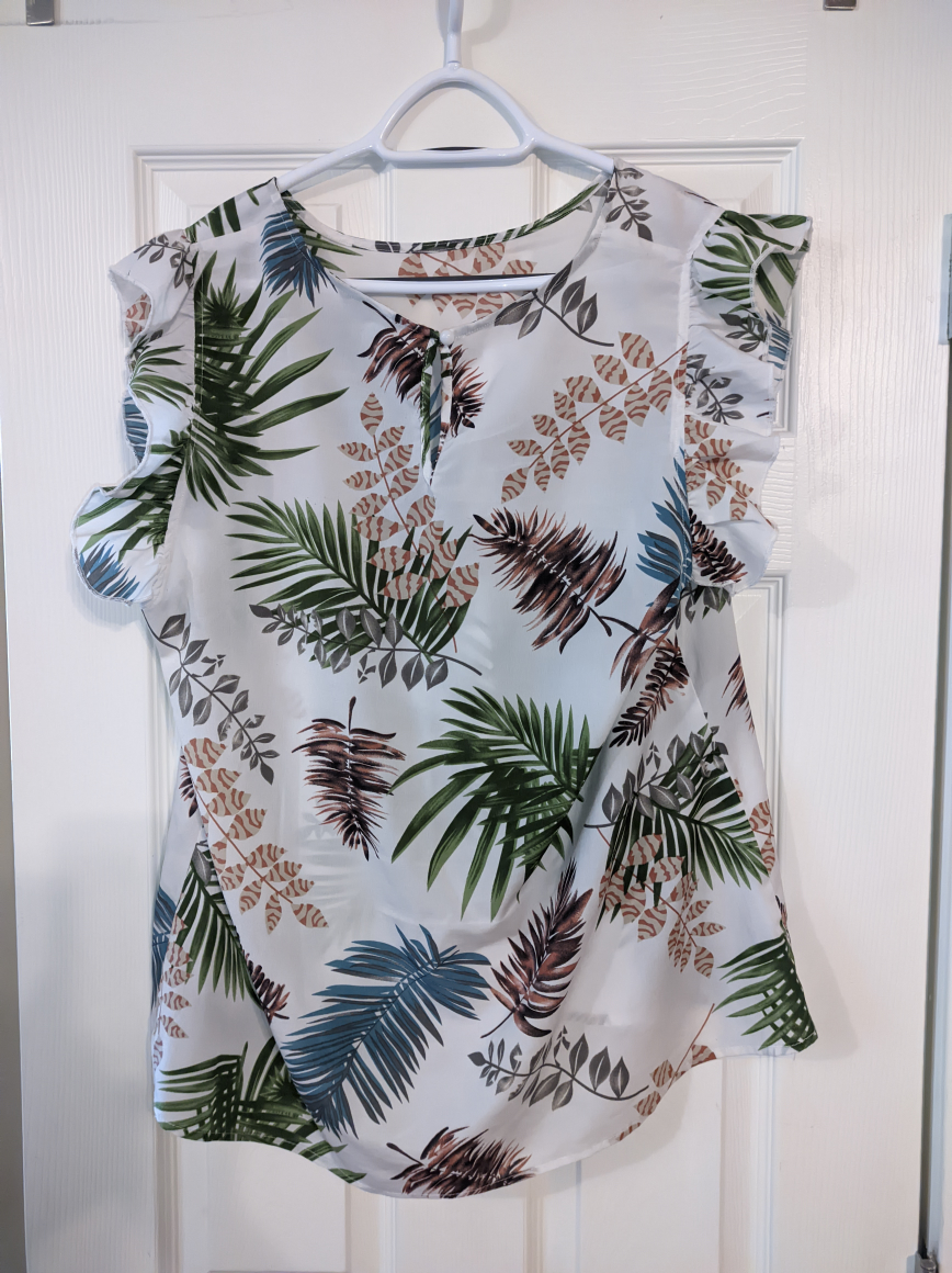 Free! Woman blouse thumbnail