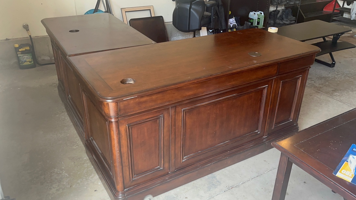 Large L-Shaped Desk - photo 2