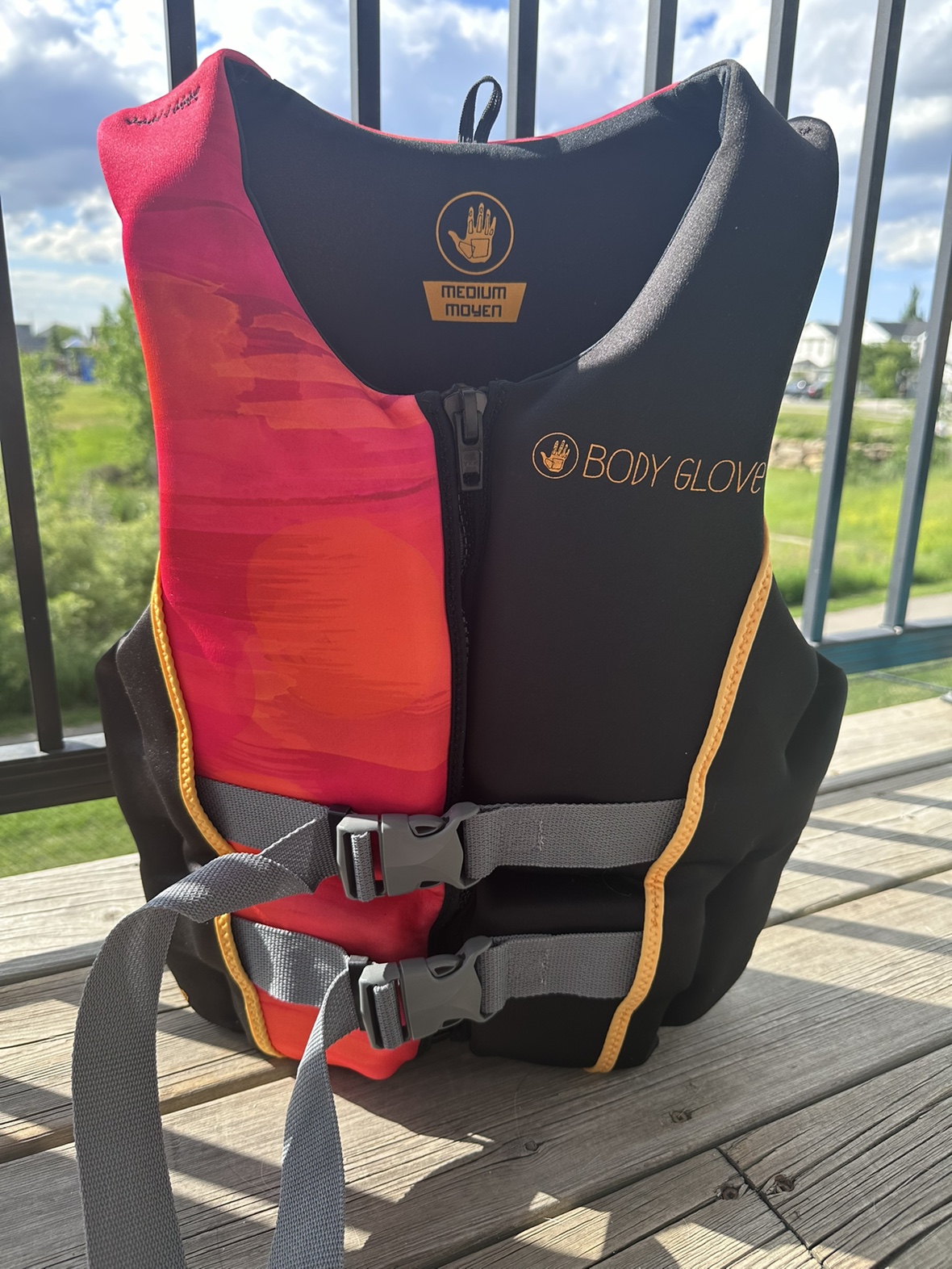 Ladies Medium Body Globe Life Vest - photo 2