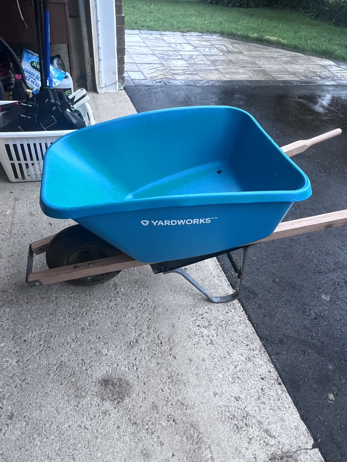 Wheelbarrow thumbnail