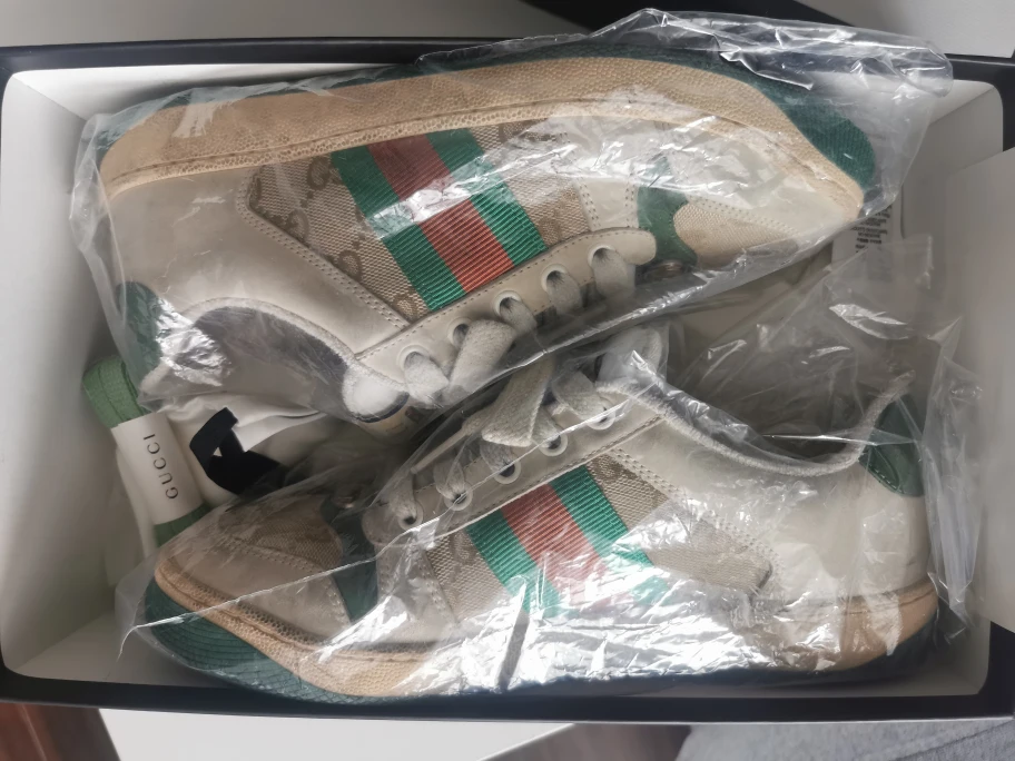 Gucci women's sneaker image indicator(6)
