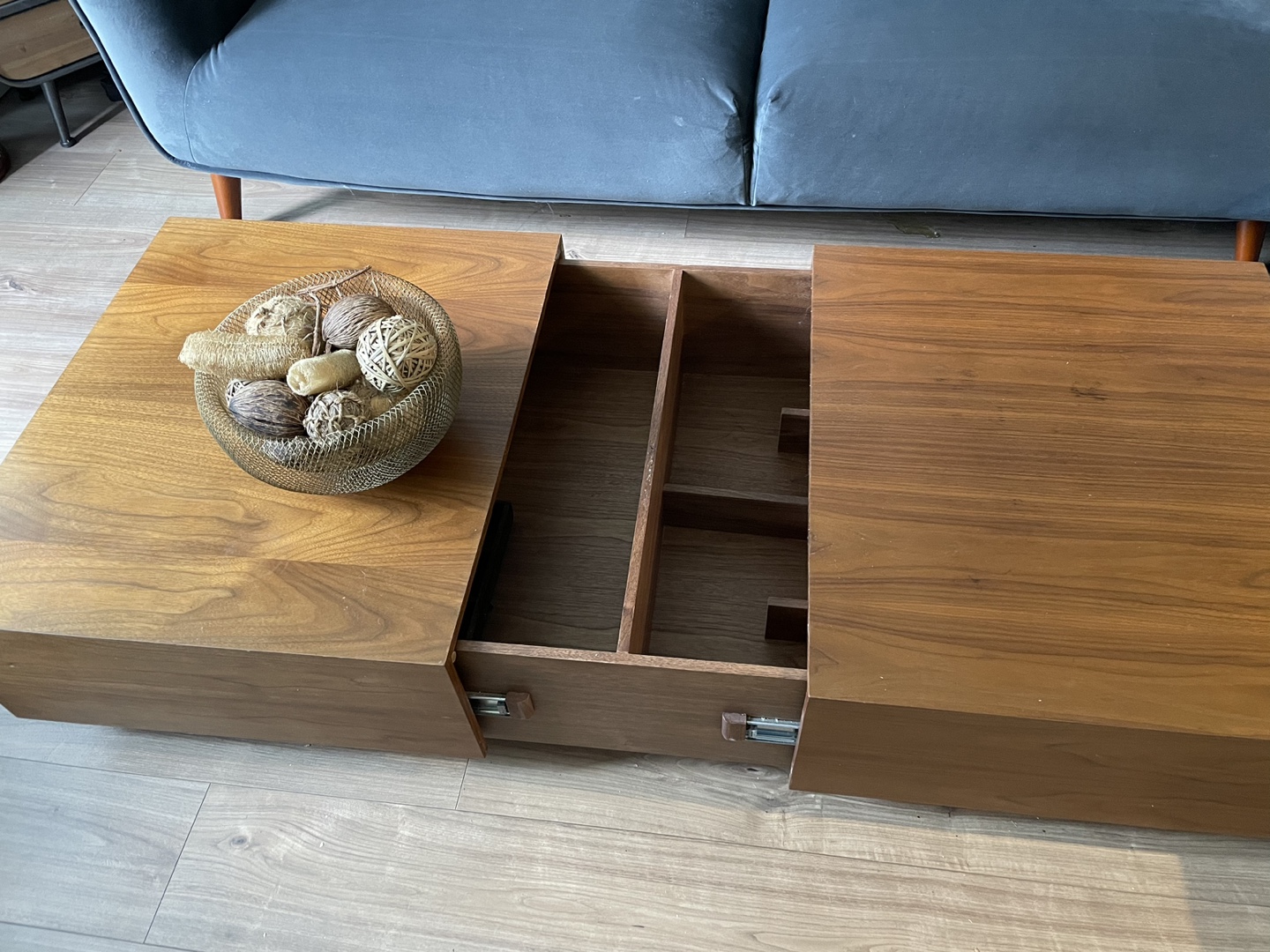 Coffee table with storage - photo 2