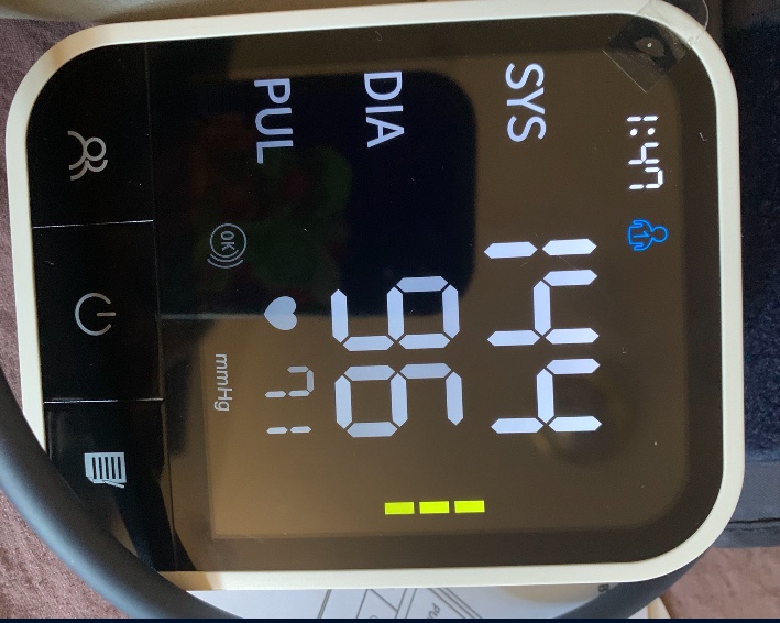 Blood pressure monitor