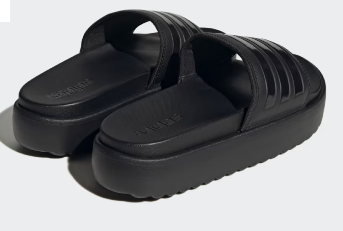 Adidas ADILETTE PLATFORM SLIDES black size 6M/8W image indicator(3)