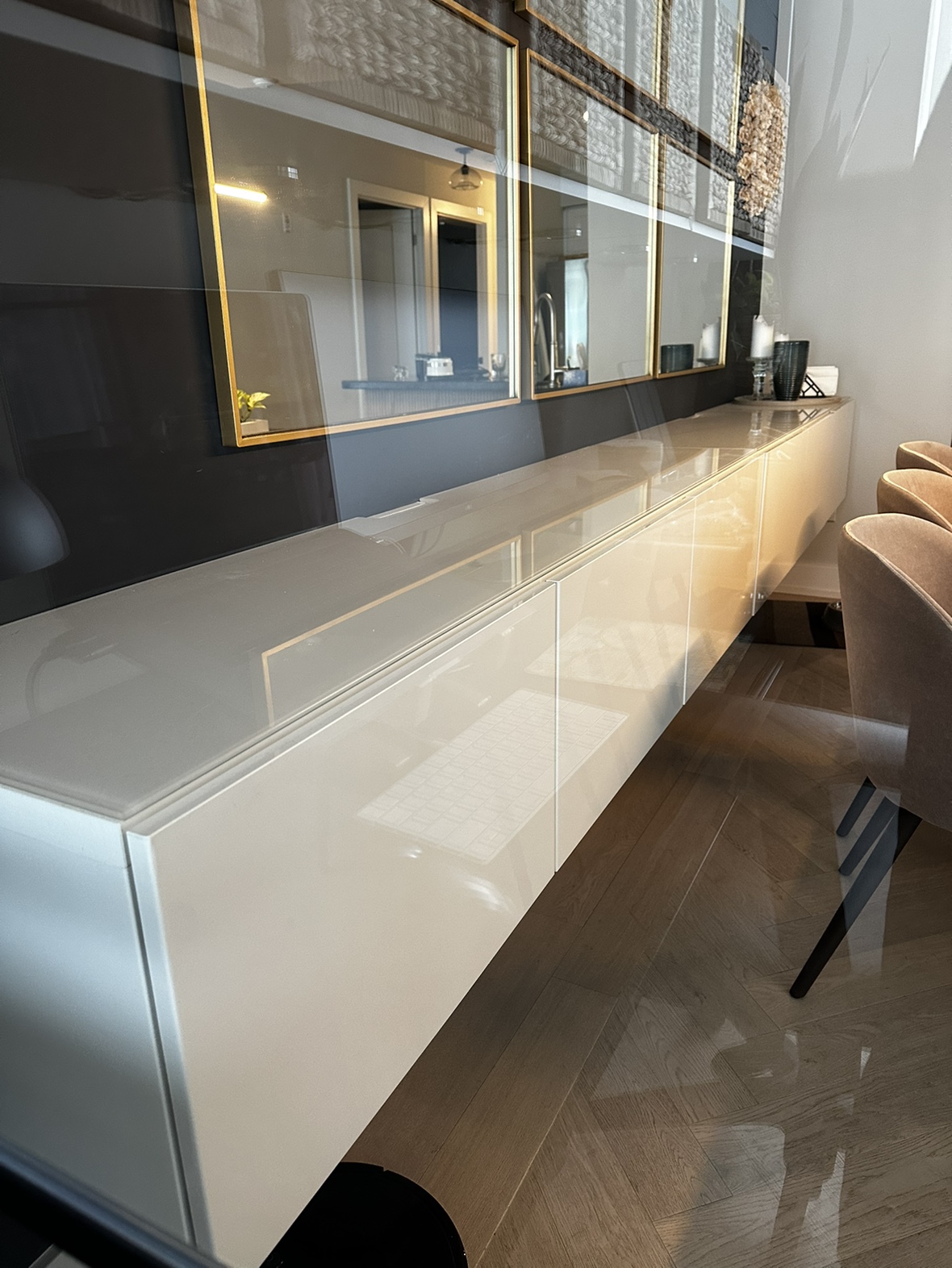 2 IKEA Besta wall mounted tv units - photo 2