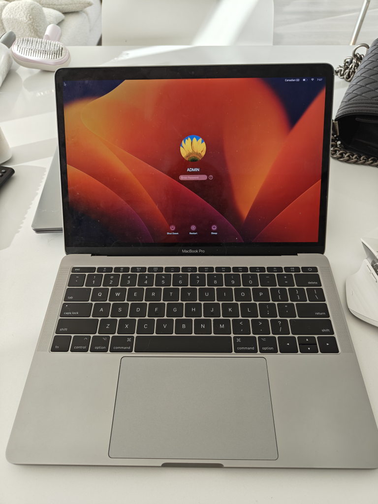 2017 MacBook PRO 13 inch