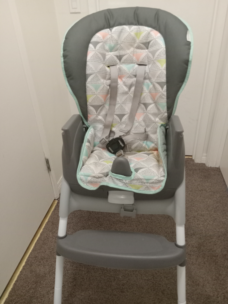 Ingenuity Baby/Toddler 3 stages High Chair - photo 3