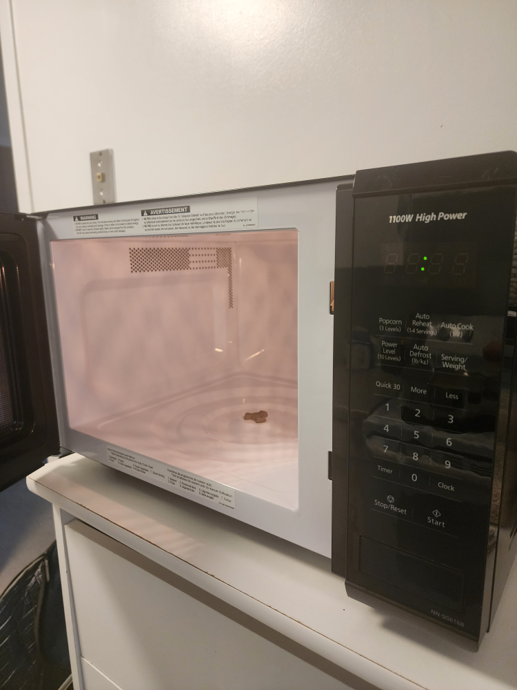 Panasonic Microwave - photo 2