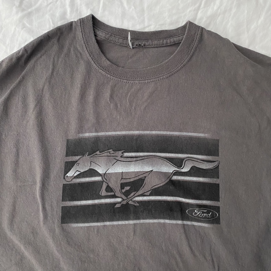 Vintage Ford Tee image indicator(2)
