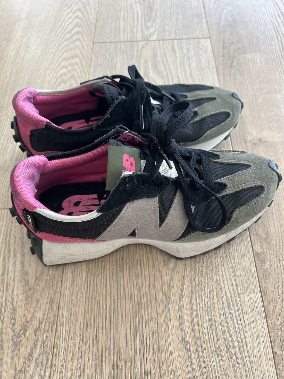 New Balance Sneakers (US Men’s 5/ Women’s 7) #freecycle