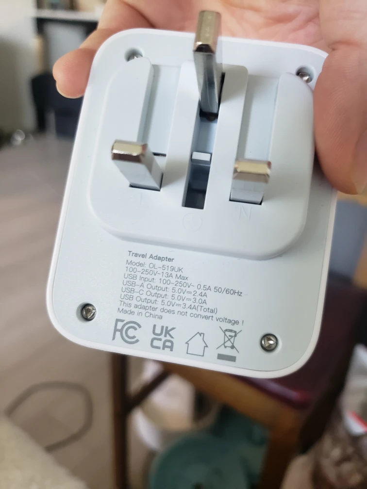 Travel Adapter - Canada/USA to UK image indicator(3)