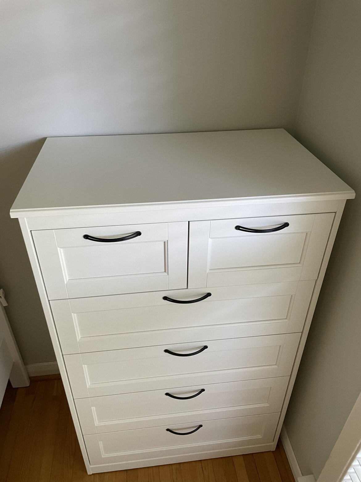 Moving Sale/ IKEA SONGESAND 6-drawer chest, white image indicator(2)