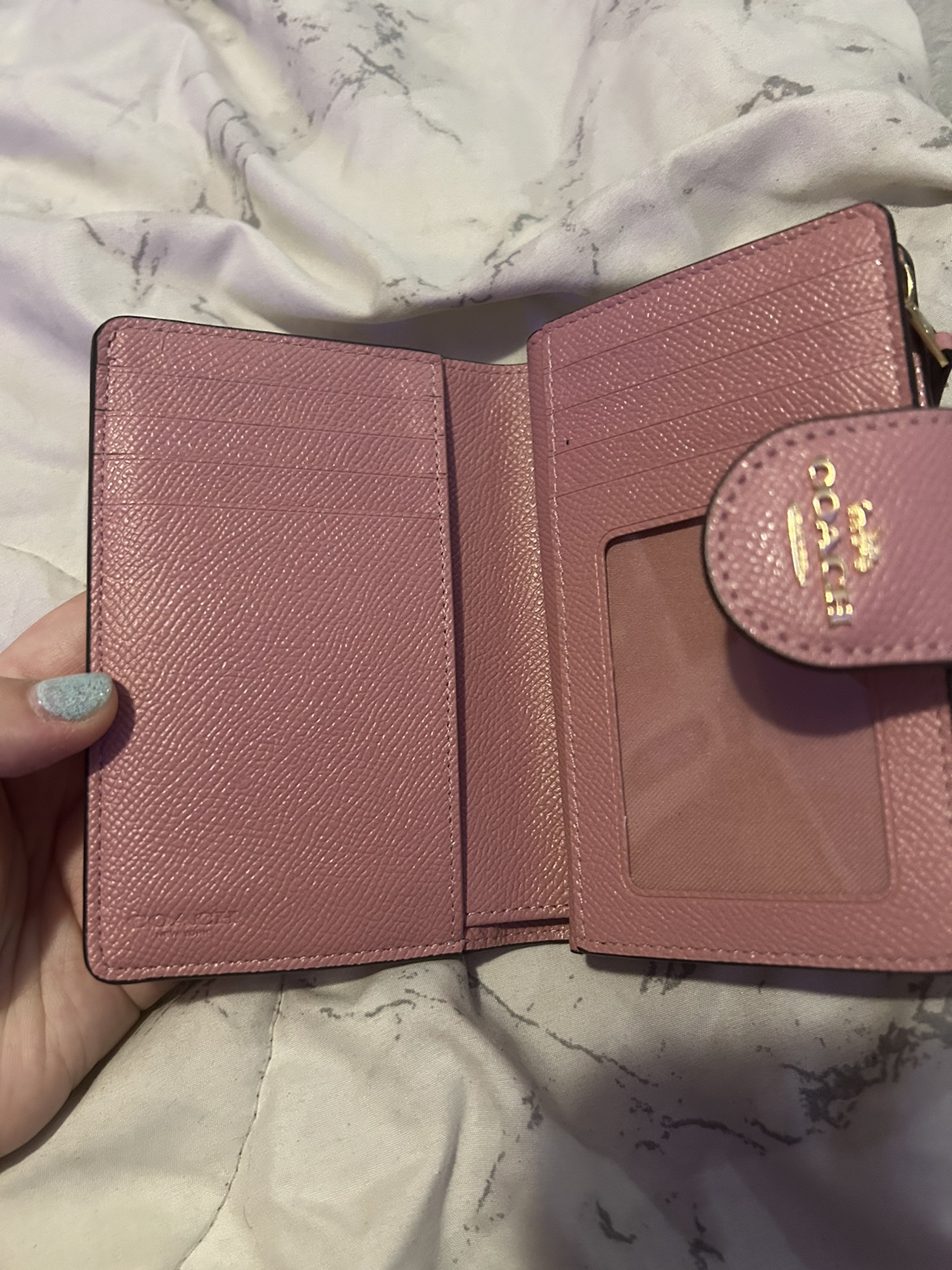 Coach medium corner zip wallet - photo 4