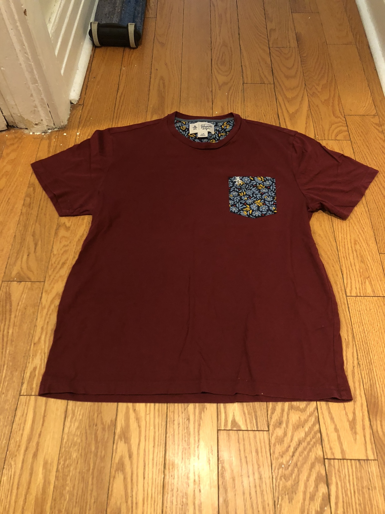 Men’s T-shirt thumbnail