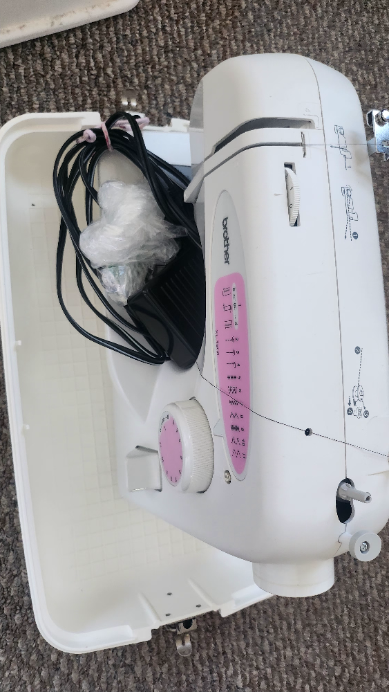 brother sewing machine - photo 3