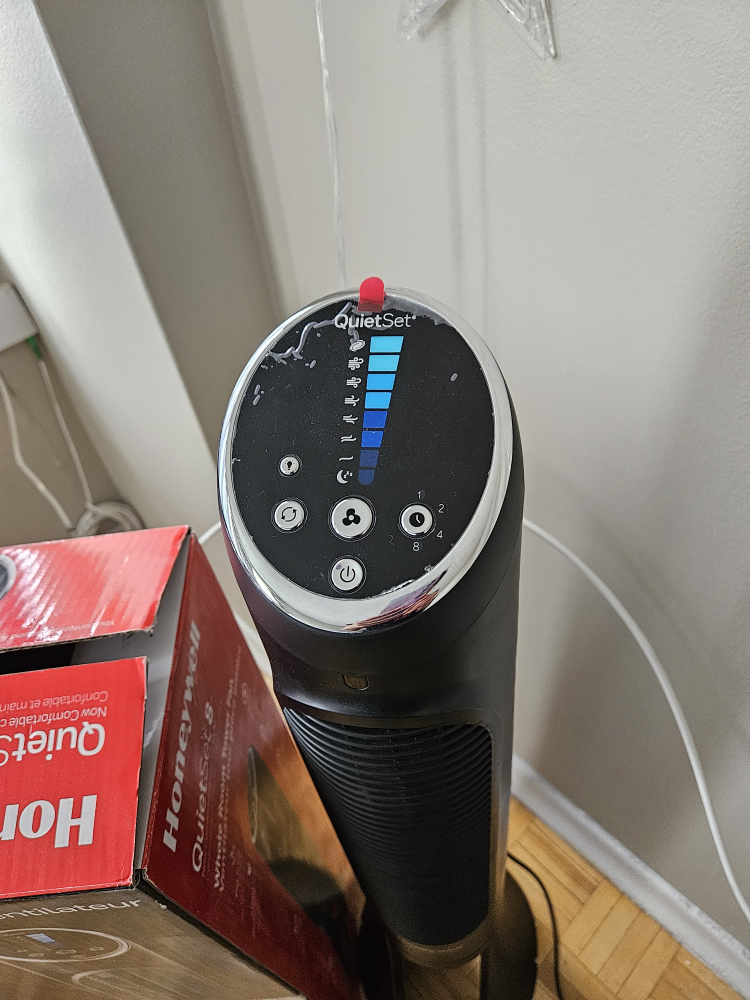 Honeywell 8 speed tower fan - photo 2