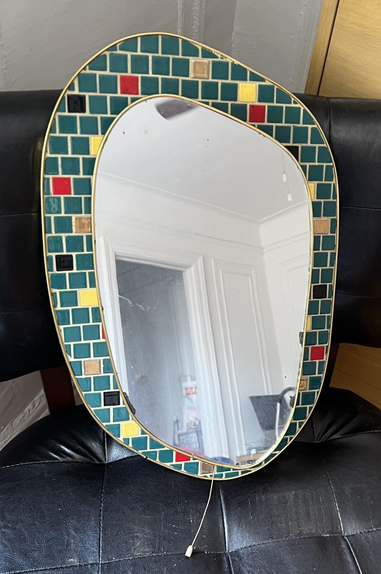Vintage one of a kind mirror with tile & light! - photo 2