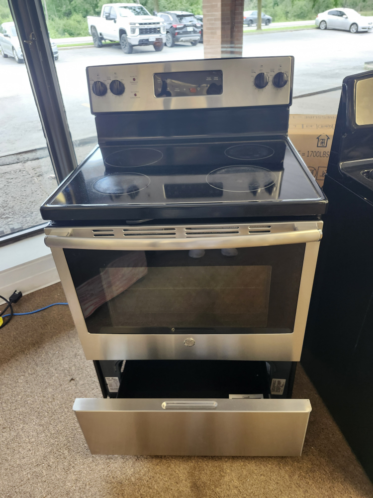 Used GE glass top electric range  in good condition