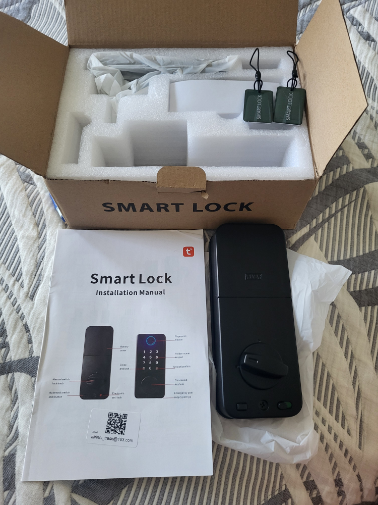 Smart lock (New in box)
