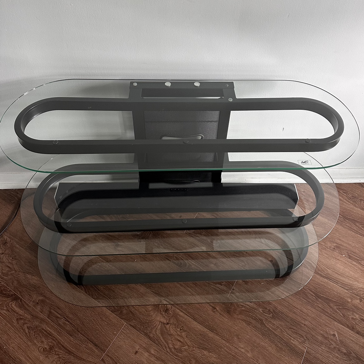 Bell’o Glass TV Stand image indicator(2)