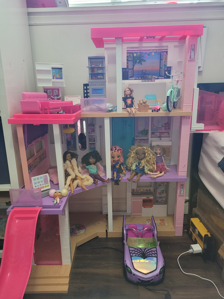 Barbie doll house thumbnail