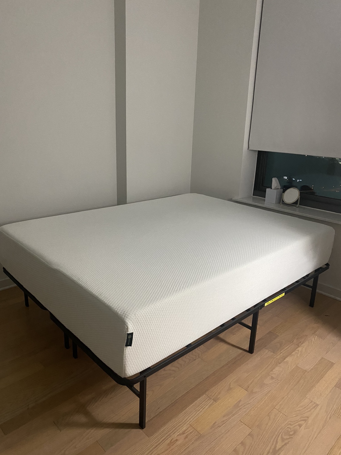 zinus 12 inch bed mattress and frame - photo 2