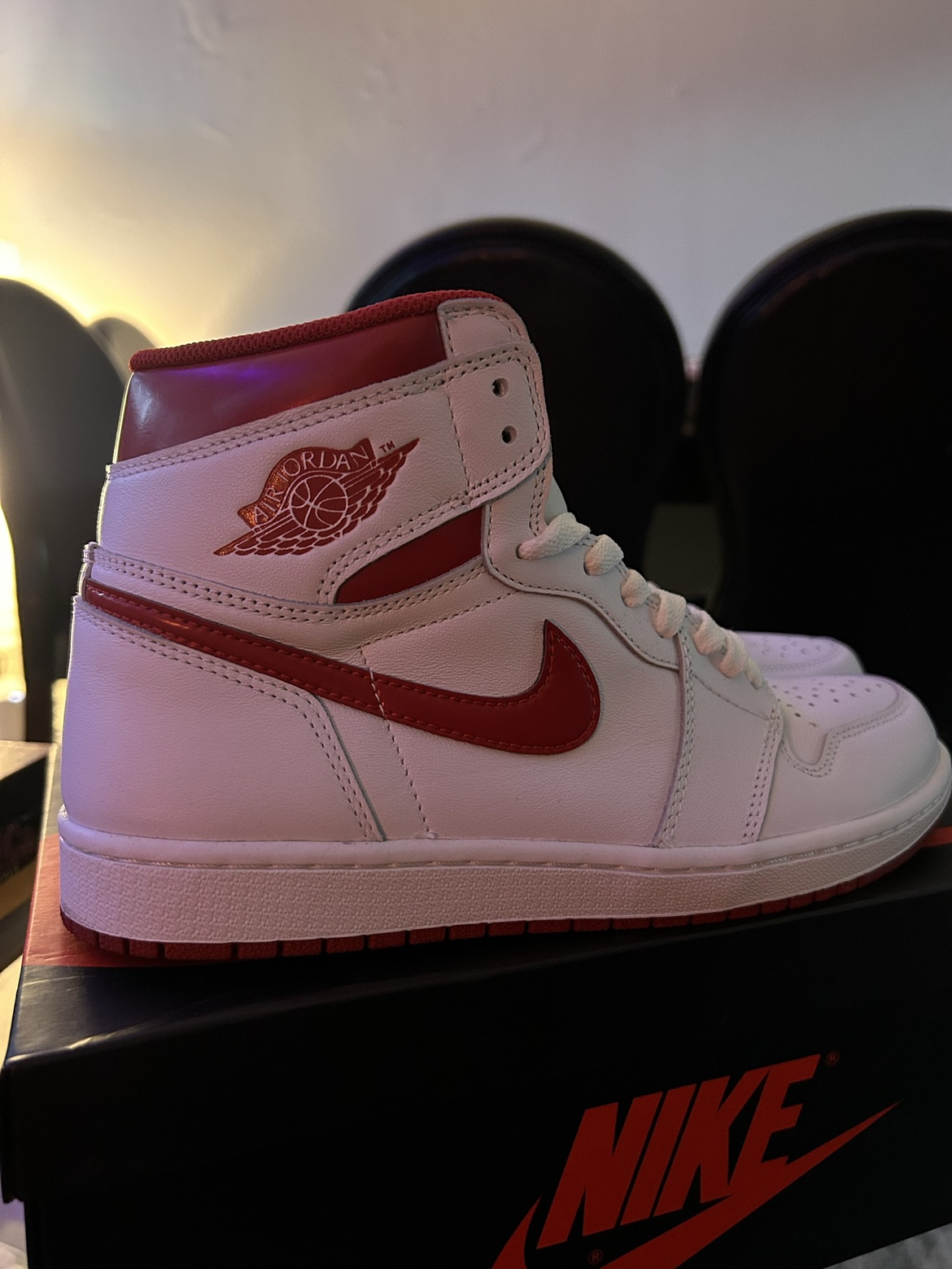 2017 Jordan 1 Retro High OG ‘Metallic Red’ - photo 4