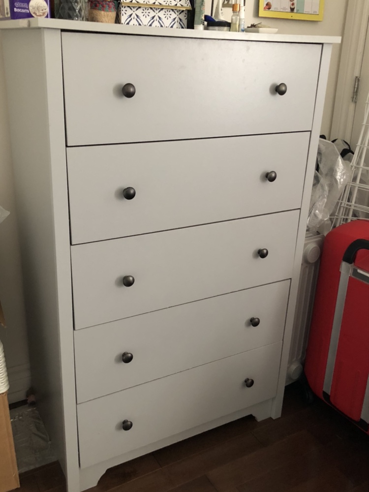 Chest of drawers