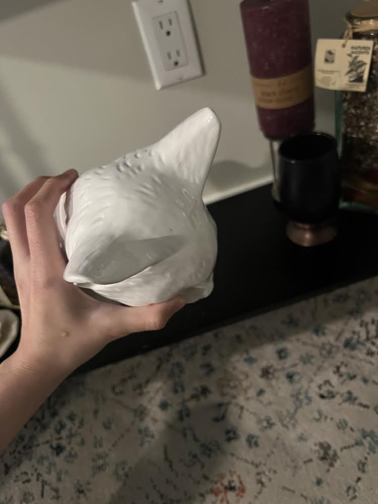 White Cat Head Statue Sculpture- Decoration piece - photo 4