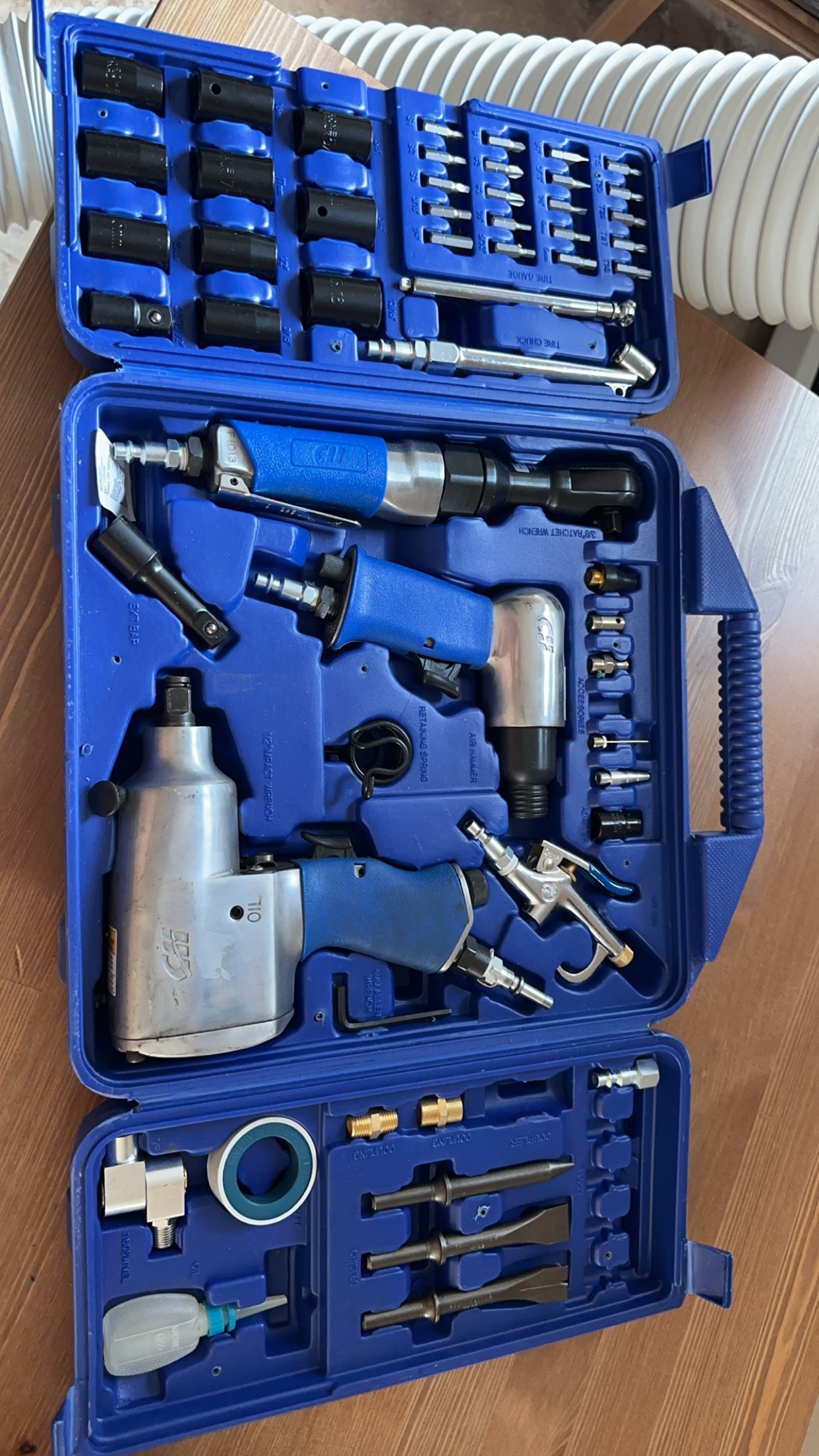 Air Impact Gun + Attachments