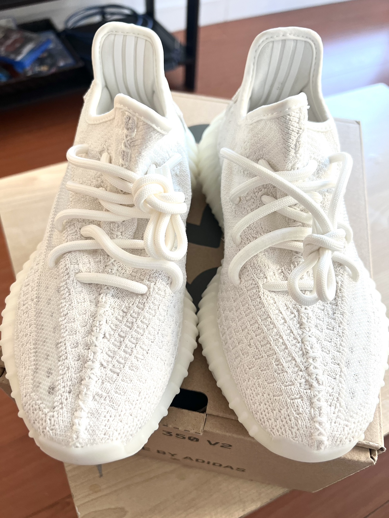 Yeezy Boost V2 Bone - Size US 5 - photo 2