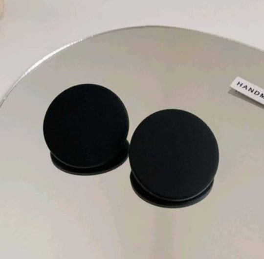 Round Stud Earrings - photo 2