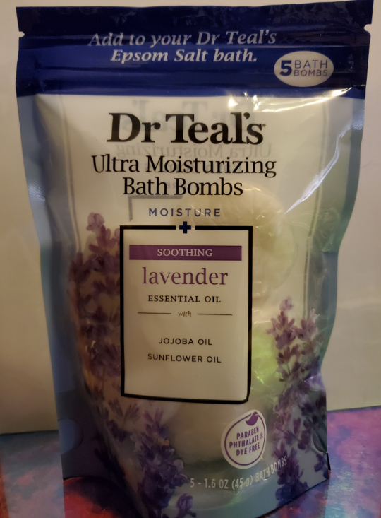 Dr. Teal's Ultra Moisturizing Bath Bombs ~ Lavender