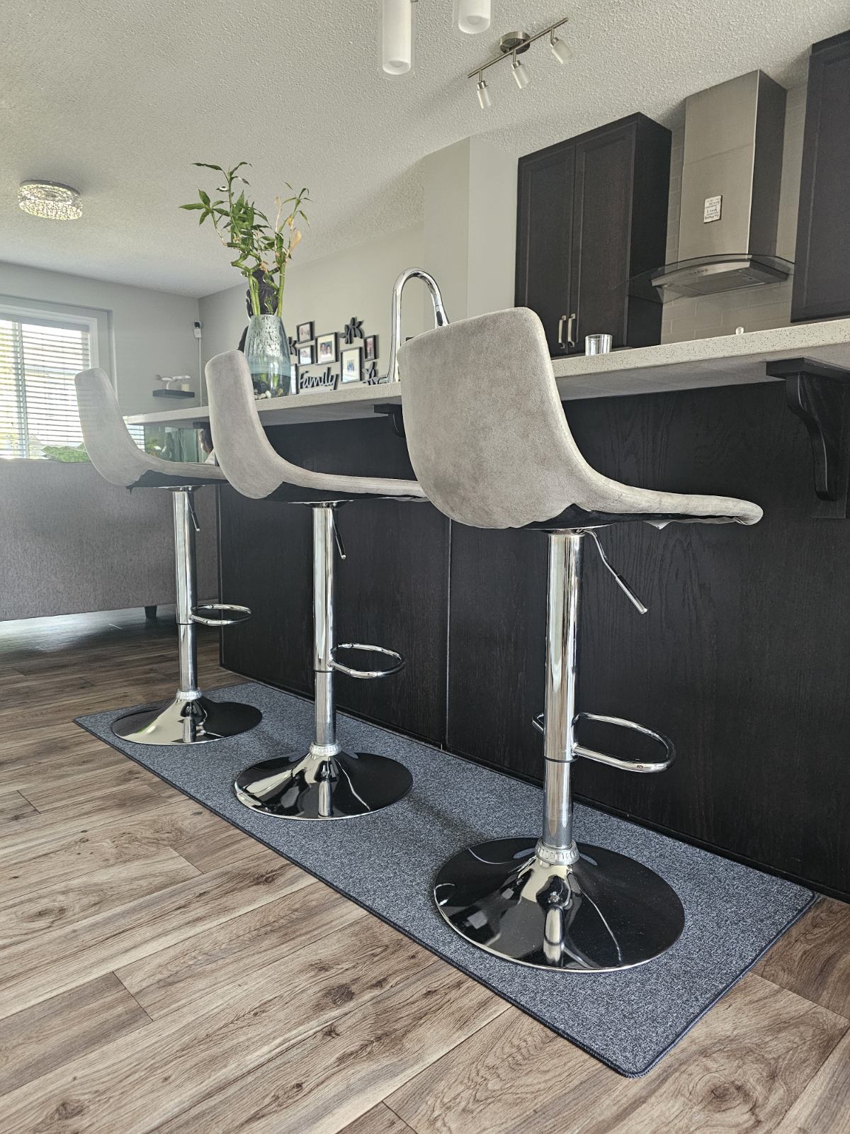 Bar stools set of 3 $150