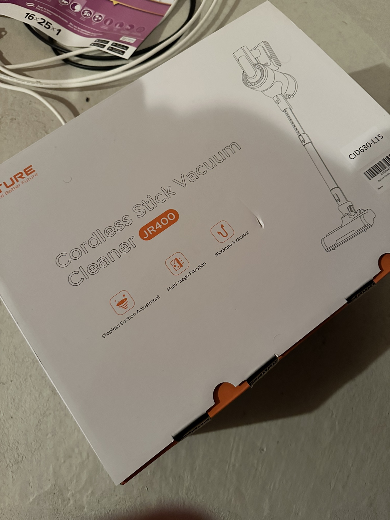 Cordless stick vacuum brand new condition with box - photo 3