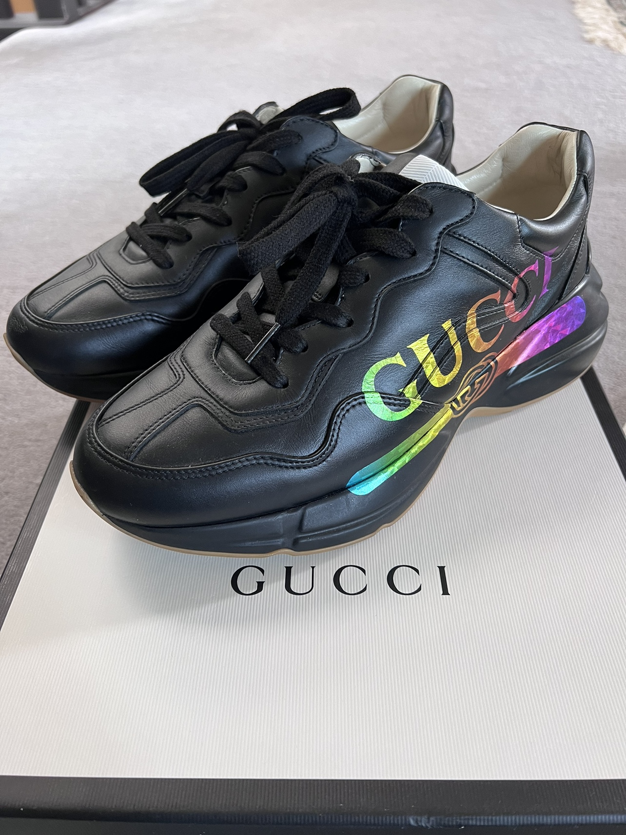 Gucci Rhyton Logo sneaker in Black