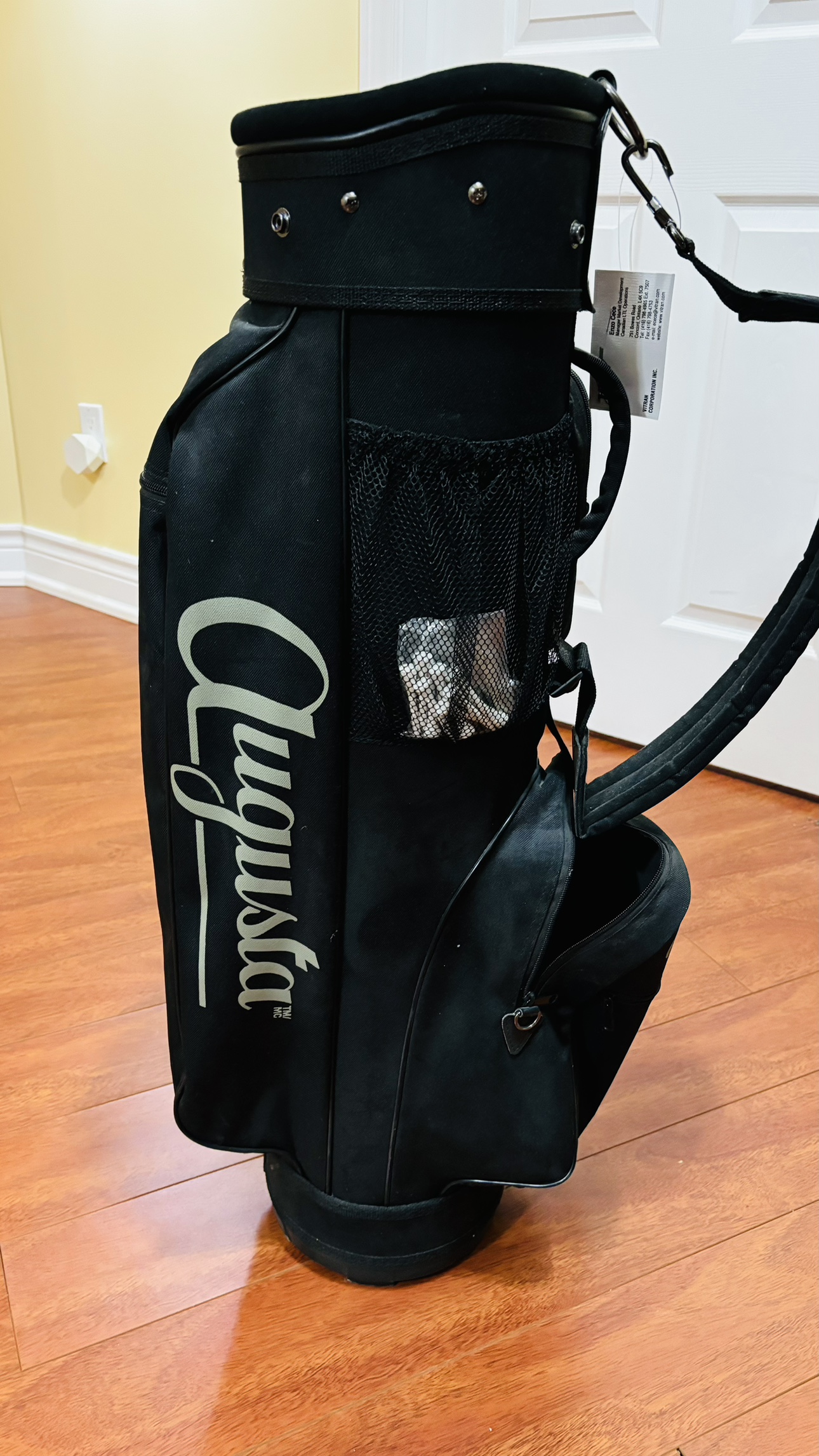 Brand new golf bag