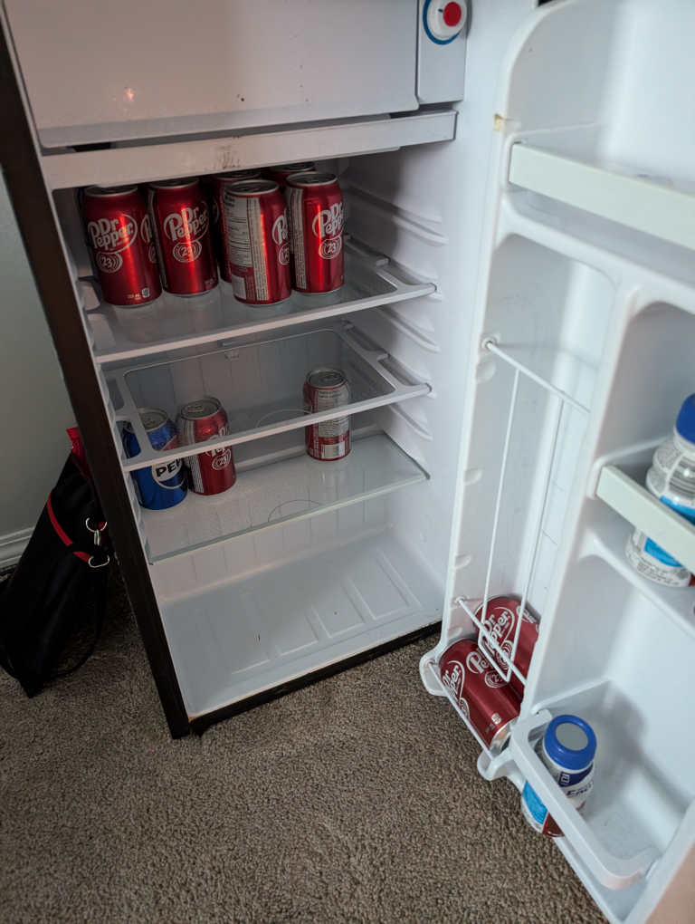 mini fridge - photo 2