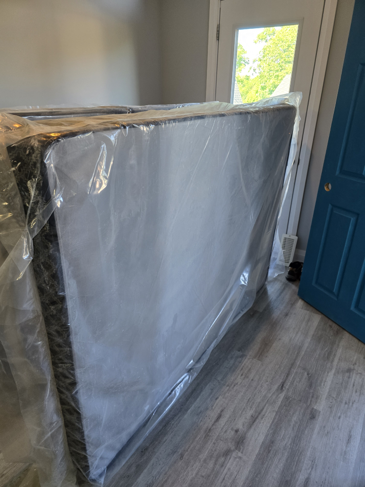 Double mattress+boxspring(sealed new) - photo 3