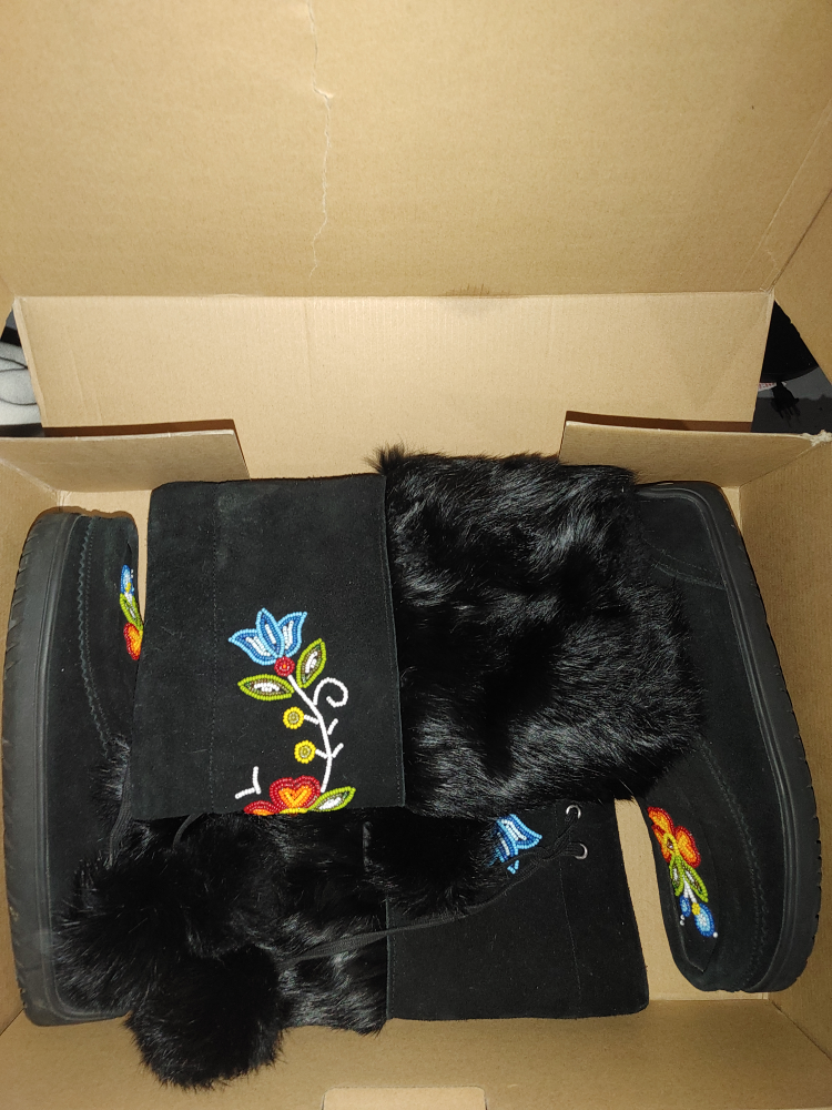 Manitobah Mukluks