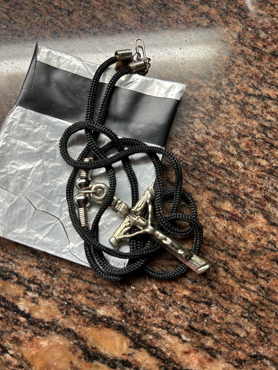 Free - Crucifix necklace #Freecycle ✈️