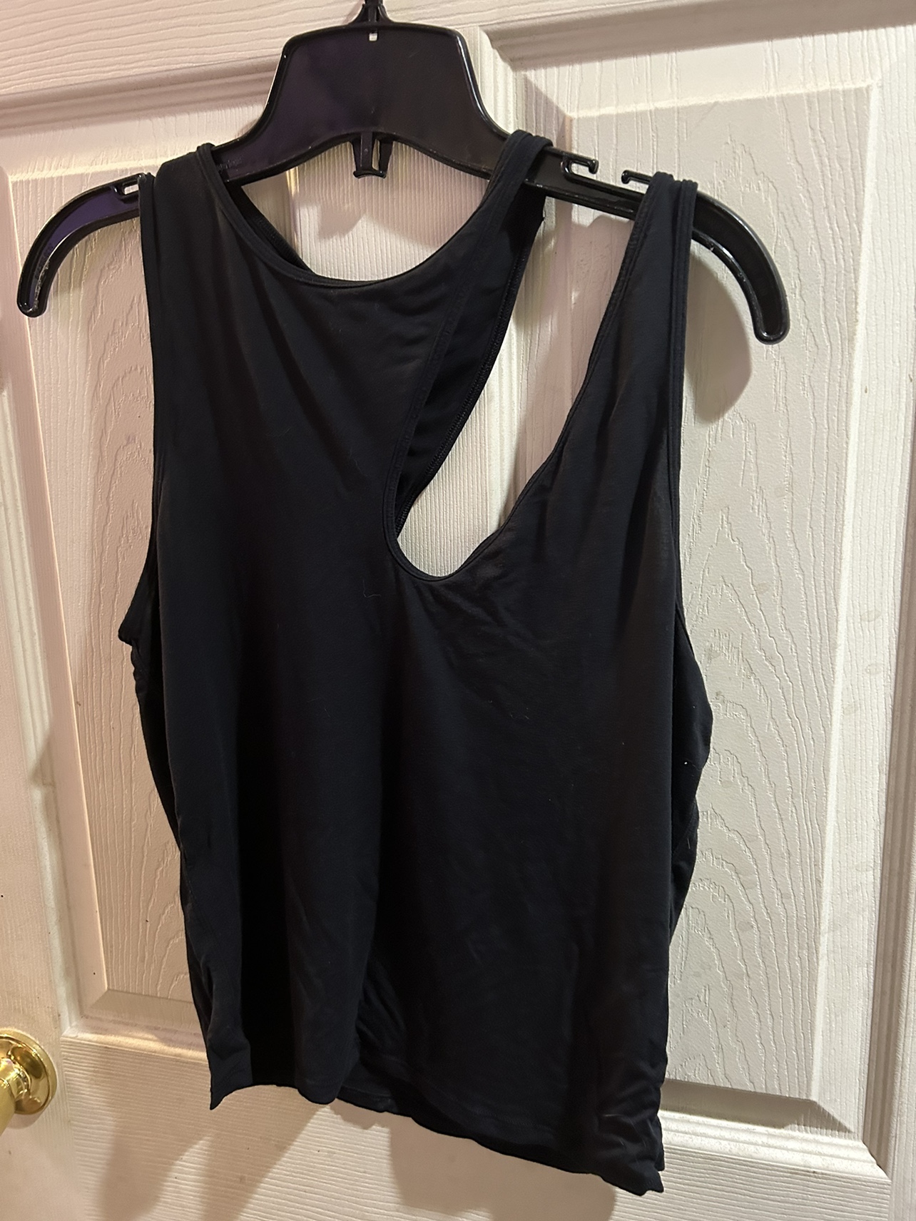 Last and final price!!!!Lululemon shoulder cut-out yoga tank - photo 2