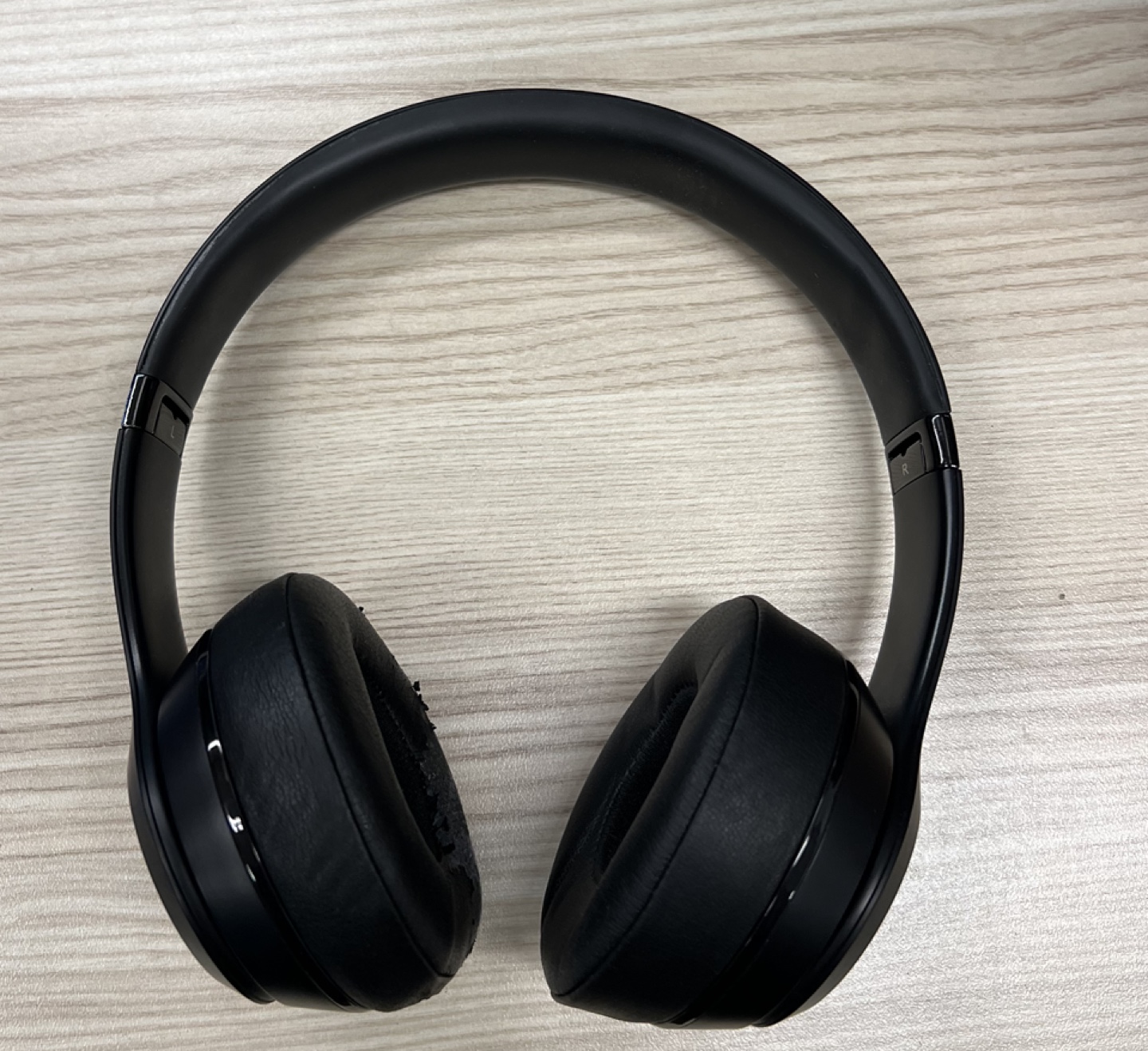 Beats by Dre Solo 3 Wireless Headphones - photo 2