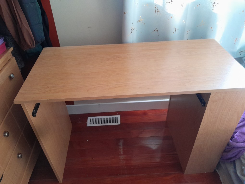 desk