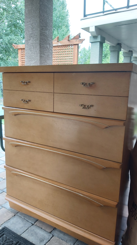 4-drawer dresser