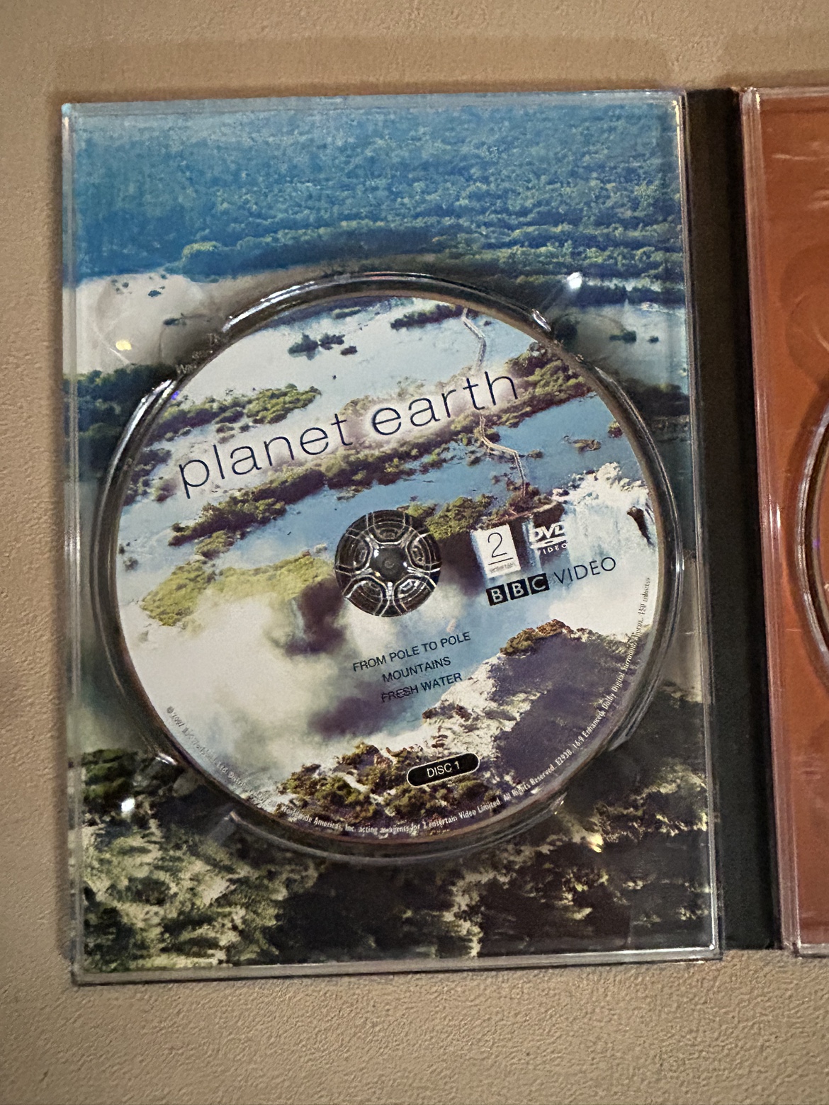 Planet Earth DVD - photo 3