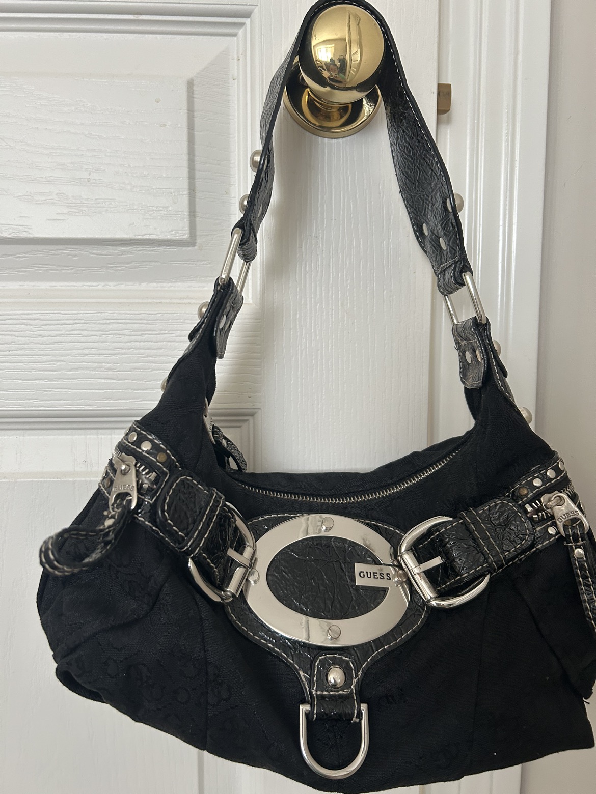 Guess- purse