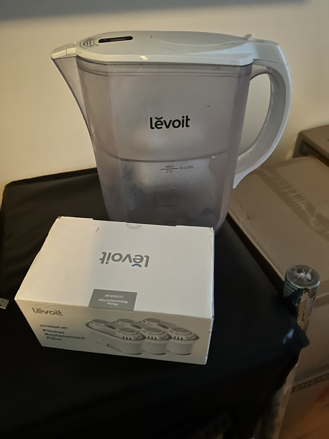 Filtered water jug